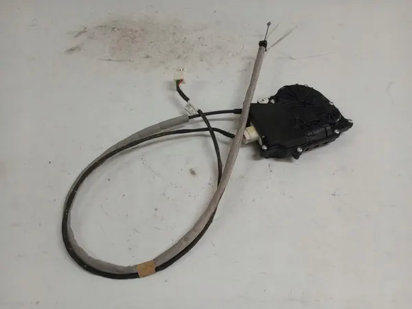 BMW Bagagelås OE 51247191213 image 6