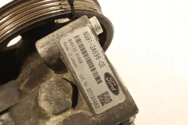 Bomba de dirección FORD OEM 6G91-3A696-AE Usada image 7