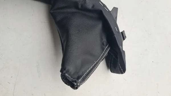 Skoda OE Handbremsseil OEM 5E0711457E image 4