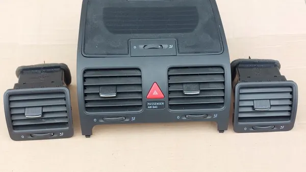 VW GOLF V JETTA Grelhas de Ventilação Esquerda Direita 1K0819743A image 2