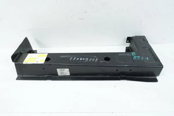 Dwarsliggerafdekking OEM 7E0803751 voor VW Transporter T6 image 3