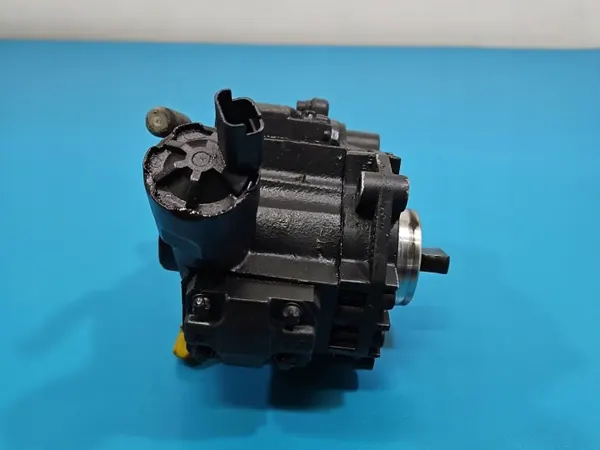 Pompe à injection Peugeot 407 2.0 HDI OEM 9658193980 image 3