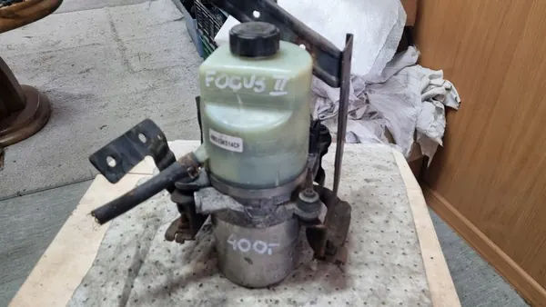 Bomba de direção assistida Ford Kuga C-Max Focus image 2