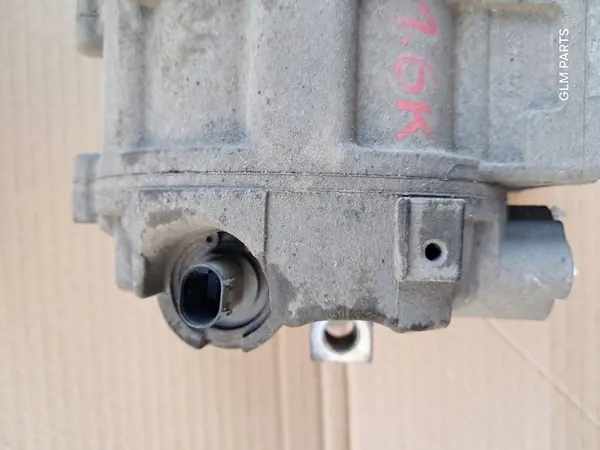 Compresor de aire acondicionado Mercedes-Benz A0022304911 image 4