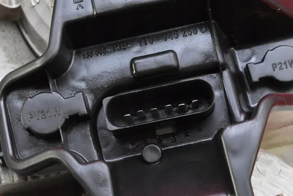 Höger bakljus 1T0945096N VW Touran 06-10 image 8