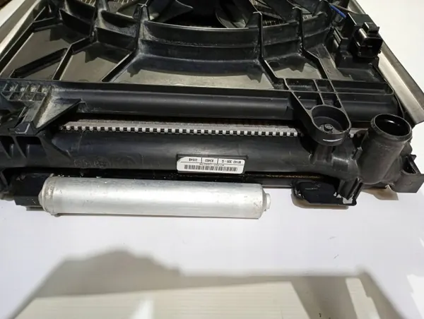 Radiateur Dodge Charger 2017 OEM 55111282AC Occasion image 3