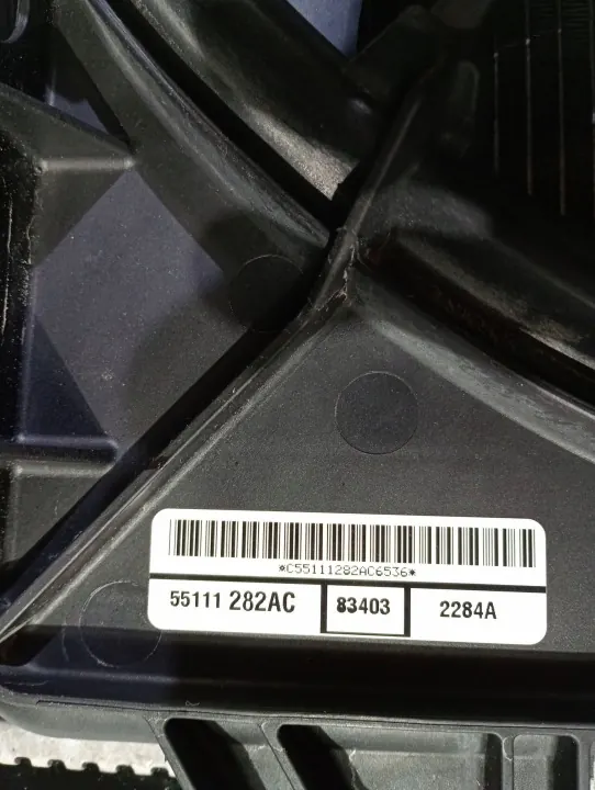 Radiateur Dodge Charger 2017 OEM 55111282AC Occasion image 8