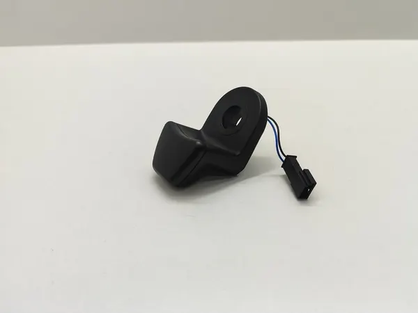 BMW 5 E60 E61 2006 Takaluukun avauskahva OEM image 10