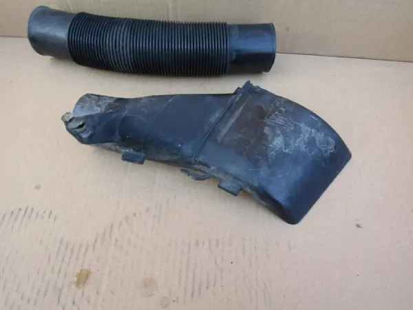 Mercedes W124 inlaatslang OEM 6020940182 image 5