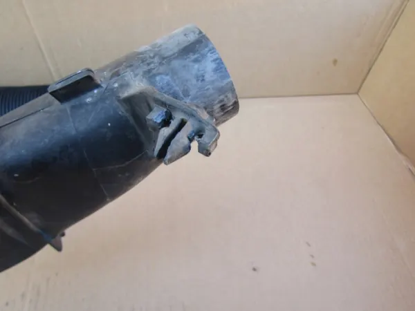 Mercedes W124 inlaatslang OEM 6020940182 image 6