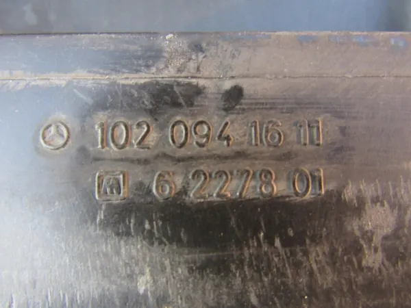 Mercedes W124 inlaatslang OEM 6020940182 image 9