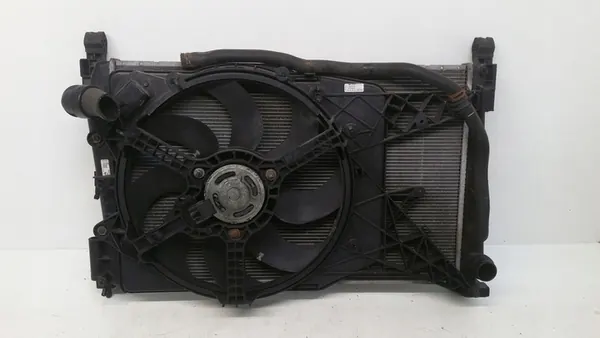 Radiador de agua Opel Corsa D image 2
