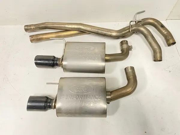 Silencieux d'échappement Borla Ford Mustang GT 2015- image 1