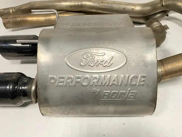 Silencieux d'échappement Borla Ford Mustang GT 2015- image 2
