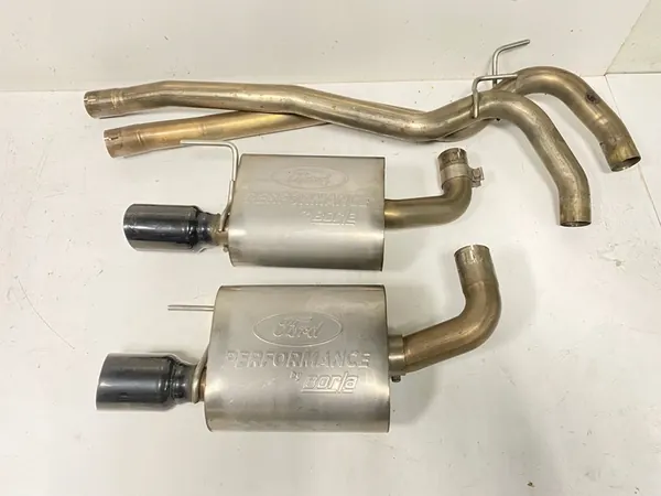 Silencieux d'échappement Borla Ford Mustang GT 2015- image 5