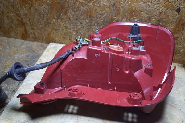 Luz trasera izquierda Kia Picanto III image 10