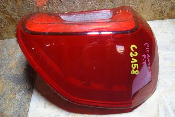 Luz trasera izquierda Kia Picanto III image 7