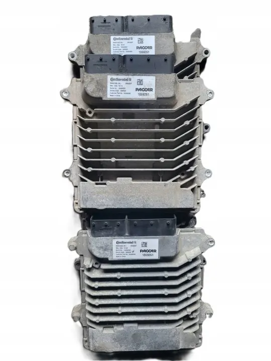 Module de contrôle AdBlue OEM 1869261 pour DAF XF 106 image 3