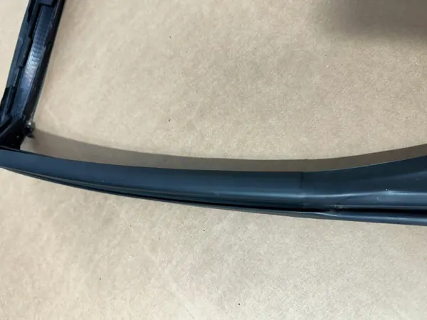 OEM A2307200978 etutuuletin tiiviste Mercedes SL R230:lle image 5