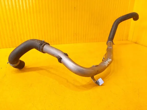 Mercedes B W246 Waterleiding A2465010182 image 3