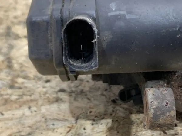 OEM Wrakowisko-998- vasen takajarrupuristin Audi A6 C7 image 3