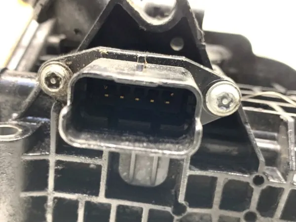Caja del Termostato OEM 9849443980 para Peugeot 508 SW image 4