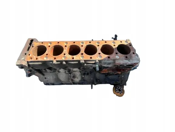 Bloque de soporte motor D2676 LF 78, 2021 - Usado image 2