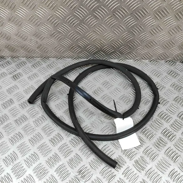 Joint de capot OEM 9841365180 pour Peugeot 3008 III image 5