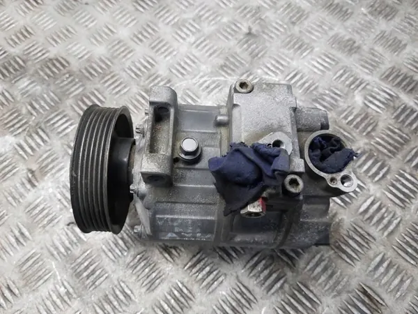 Ilmastointikompressori Skoda Octavia II 2.0 TDI 1K0820803H image 2