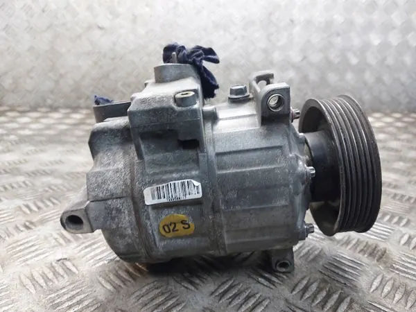 Ilmastointikompressori Skoda Octavia II 2.0 TDI 1K0820803H image 4