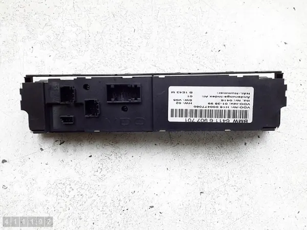 Módulo climatização BMW OEM 6907701 - Usado image 4
