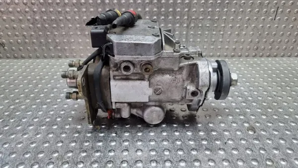 Bomba de inyección S26383138 para Ford Focus MK1 1.8 TDCI image 3