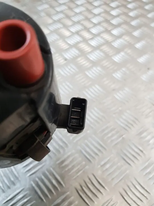 Sytytysyksikkö Audi A4 B5 1.6 MPI 050905205AR image 3