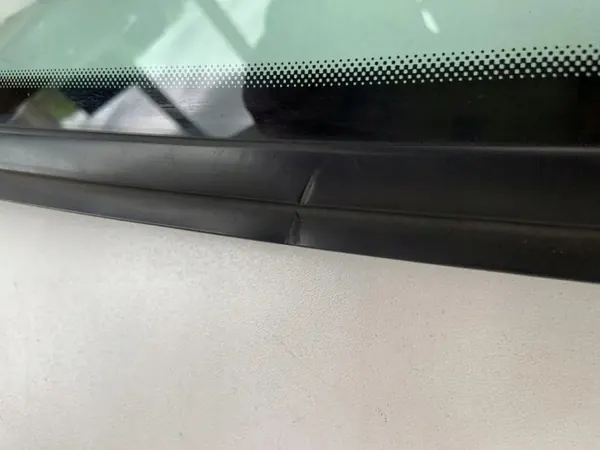 Gebrauchtes linkes Heckfenster OEM 4G5845299F für Audi A6 image 4
