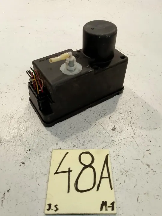Pompe de verrouillage central VW Golf III Vento OEM 1H0962257 image 2