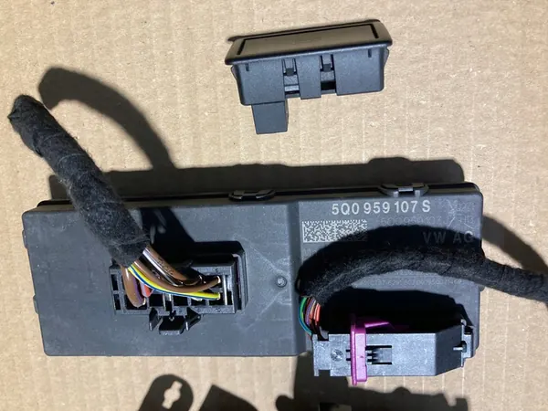 Module Actionneurs de Hayon Skoda Kodiaq image 2