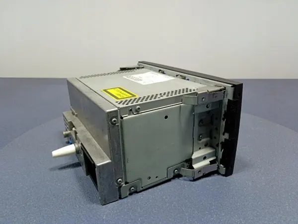 Ford Focus MK2 Tehdasradio OEM 4M5T-18K931-BF CD image 4