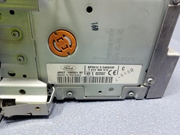 Ford Focus MK2 Tehdasradio OEM 4M5T-18K931-BF CD image 5