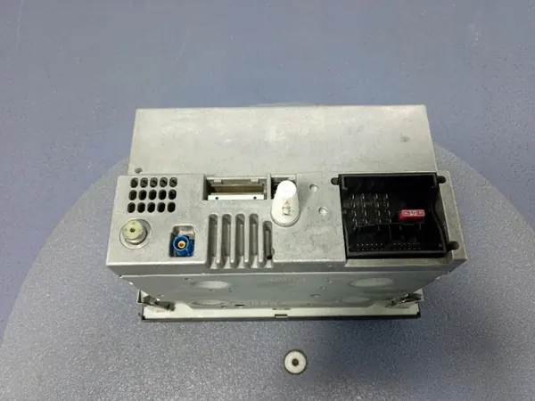 Ford Focus MK2 Tehdasradio OEM 4M5T-18K931-BF CD image 6