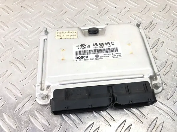 Support calculateur moteur OEM 038906019EJ VW Passat image 2
