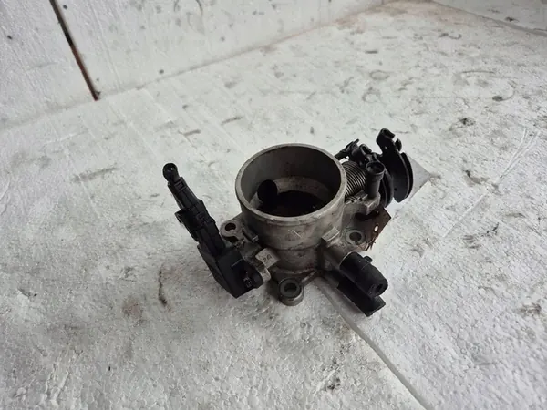 Kia Drosselklappe 35100-23751 image 2