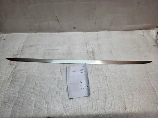Garniture Hayon Kia Ceed OEM J7491ADE00BB - Occasion image 2