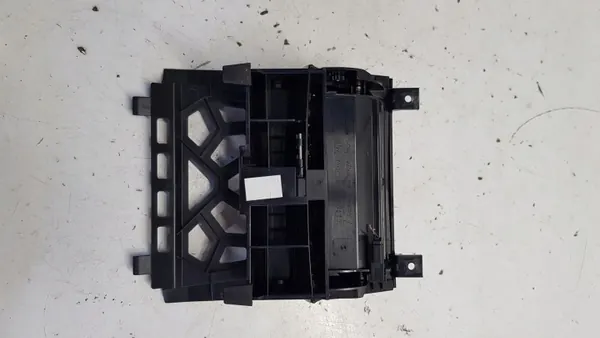 Rangement pommeau Audi A3 8P OEM 8P043634 image 5