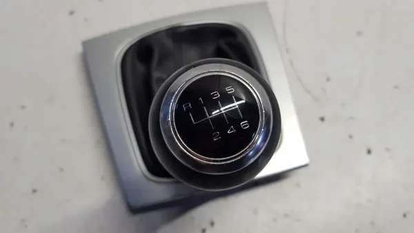 Rangement pommeau Audi A3 8P OEM 8P043634 image 8