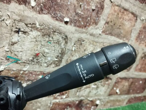 Conjunto Interruptor Peugeot 508 OEM 98000242ZD image 3