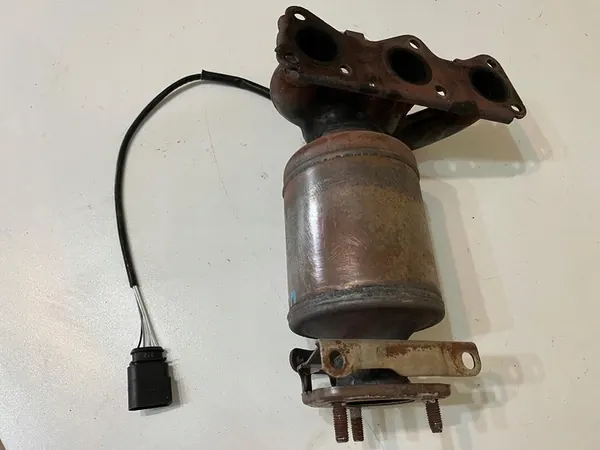 Catalyseur VW POLO 9N 1.2 16V 03D131701D image 4