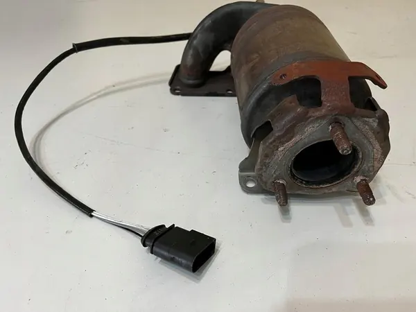 Catalyseur VW POLO 9N 1.2 16V 03D131701D image 5