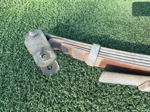 Hinterfeder OEM 93812674 für Iveco Daily 3. Generation image 6