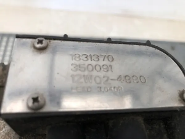 Sensor de nível SCR com aquecedor OEM 1831370 para Scania image 4