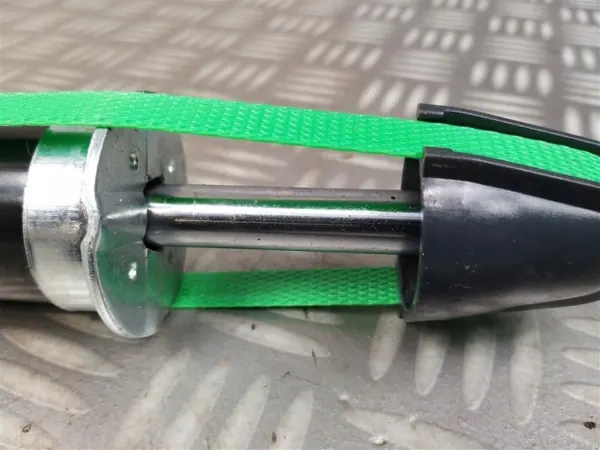 Hinterer Stoßdämpfer OEM 95077490 für Opel Corsa D image 3